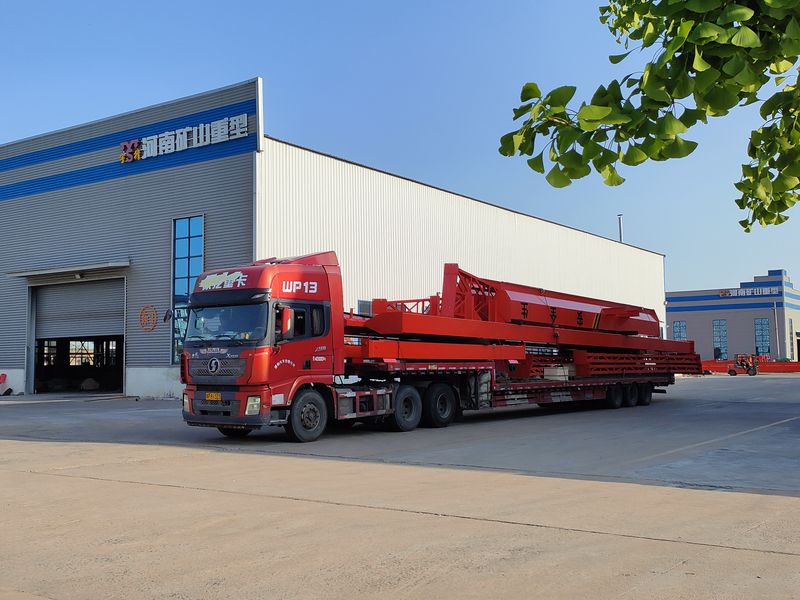 電動(dòng)葫蘆門式起重機(jī) 2臺(tái) MHxh10t—25m 外懸5/5m MHxh5t—23m 外懸4.5/4.5m 制作完成，發(fā)往青海交付客戶使用
